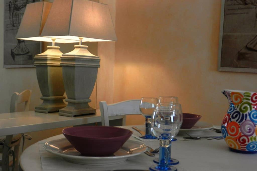 Elegante In Centro Apartment *